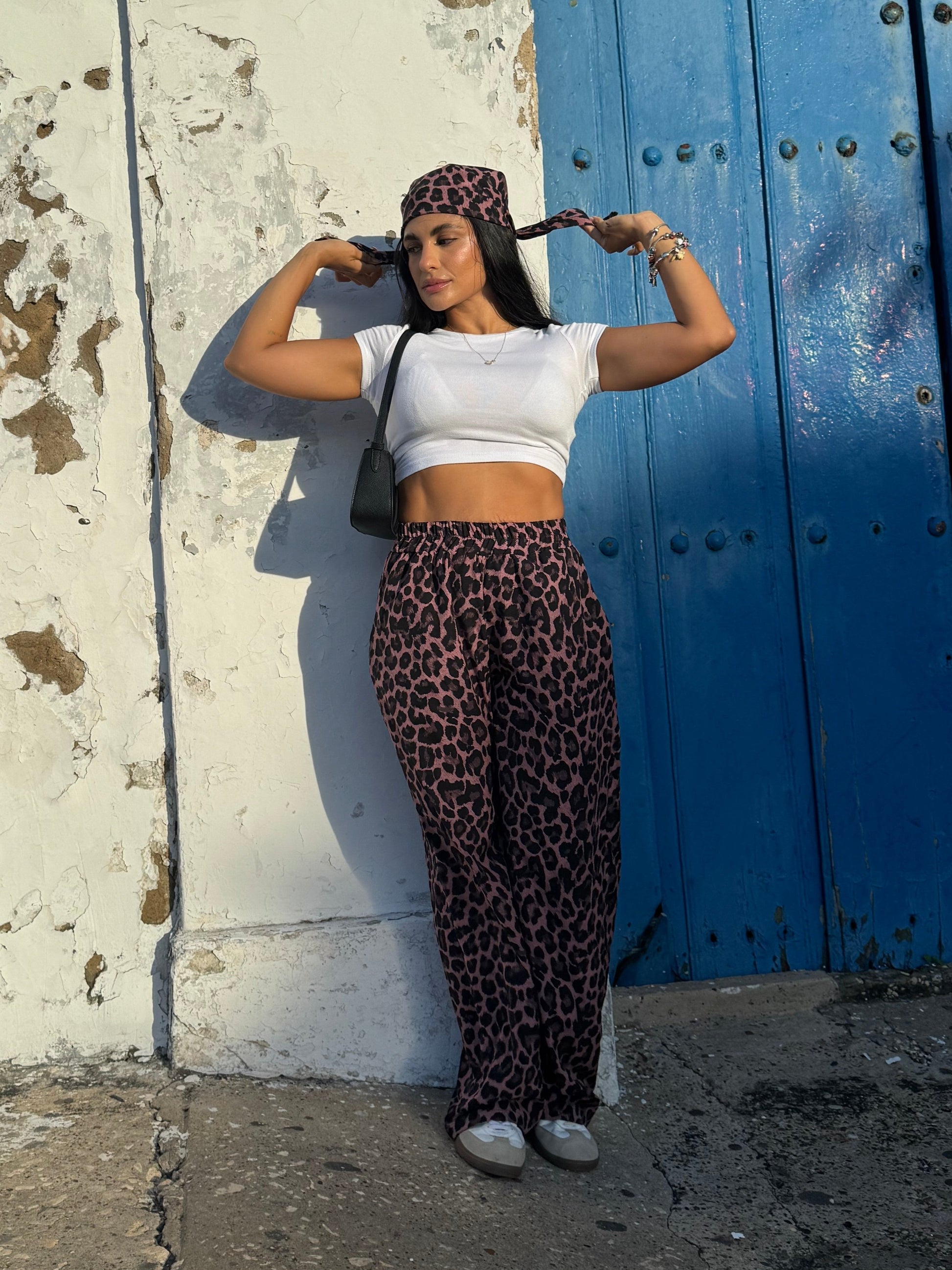 Pantalón wide leg tiro alto en seda mango - Aperol